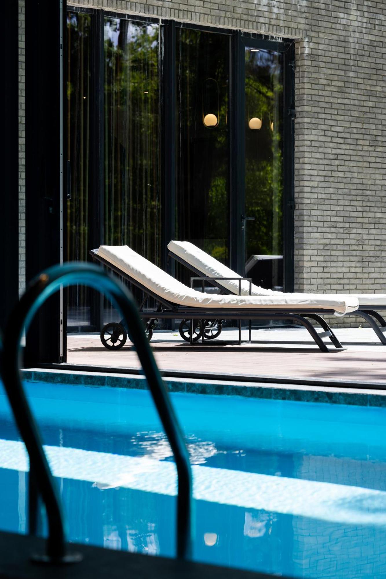 Manino Utsera Hotel Buitenkant foto