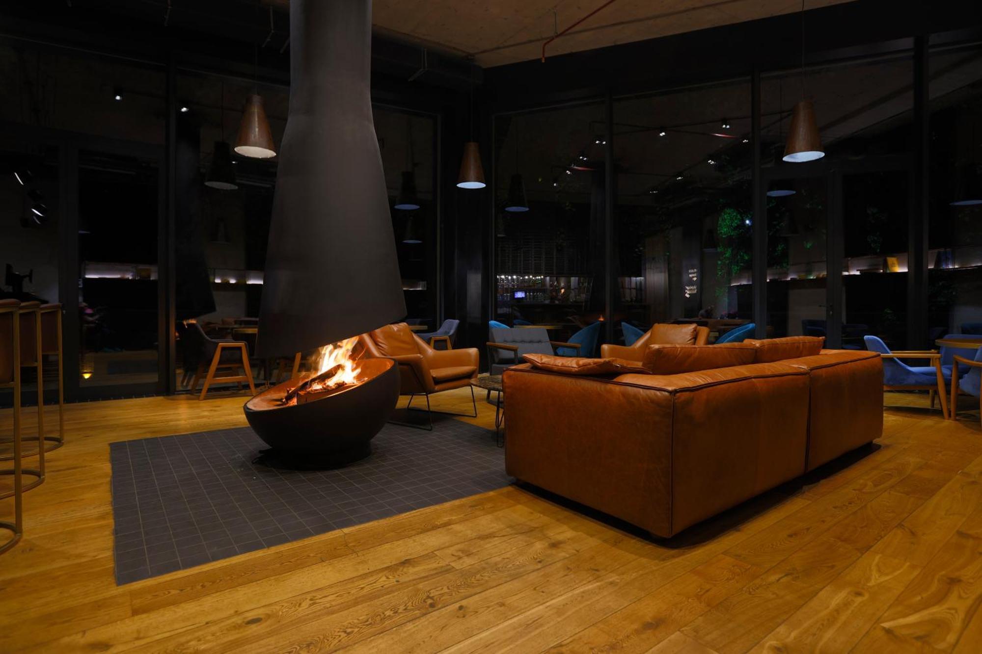 Manino Utsera Hotel Buitenkant foto